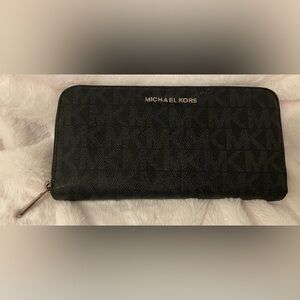 Michael Kors Zip Around Black Wallet